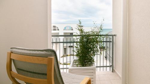Balkoni atau teres di Rivazzurra Homes - B