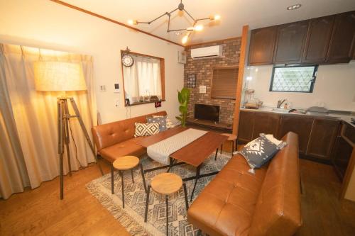 Jomira & Jony House