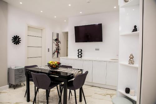Amazing apartment in Glyfada center