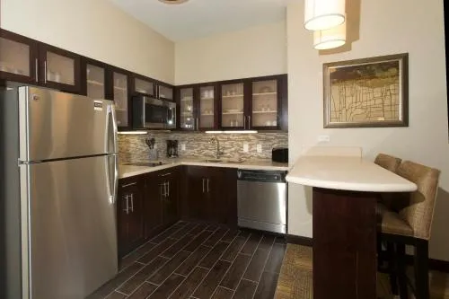 Staybridge Suites Orlando at SeaWorld by IHG - Free Breakfast & Shuttle to SeaWorld Parks photo 10