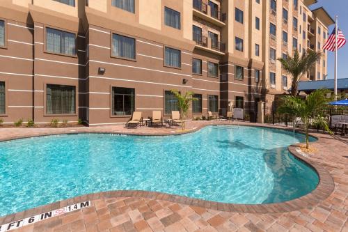 Staybridge Suites Orlando at SeaWorld by IHG - Free Breakfast & Shuttle to SeaWorld Parks photo 33
