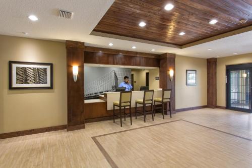 Staybridge Suites Orlando at SeaWorld by IHG - Free Breakfast & Shuttle to SeaWorld Parks photo 45