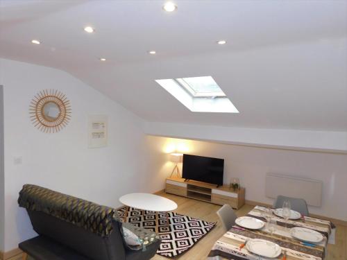 Appartement climatisé 4 couchages à 600m du centre Thermal