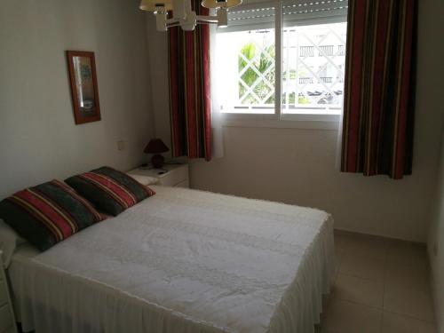 Apartamento para 4 personas con piscinas, Vinaròs – Precios ...