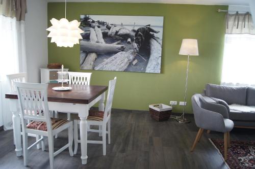 Posezení v ubytování Schöne, große Ferienwohnung in Waldenbuch, nahe Stuttgart Messe, Böblingen, Sindelfingen