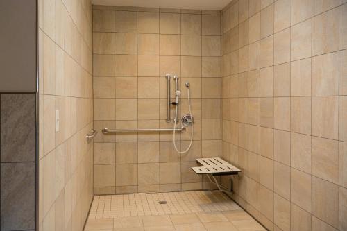 Ett badrum på Staybridge Suites - Columbus Polaris, an IHG Hotel