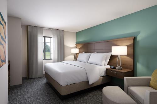 Staybridge Suites Florence - Cincinnati South, an IHG Hotel Image