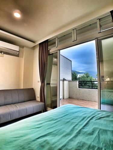 Ένα ή περισσότερα κρεβάτια σε δωμάτιο στο The Sunny Homestay