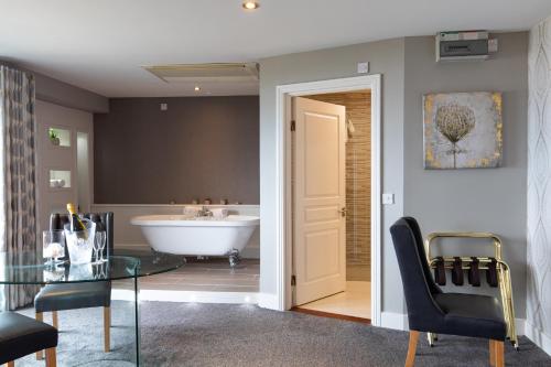 Gallery image of Ocean Sands Hotel in Enniscrone