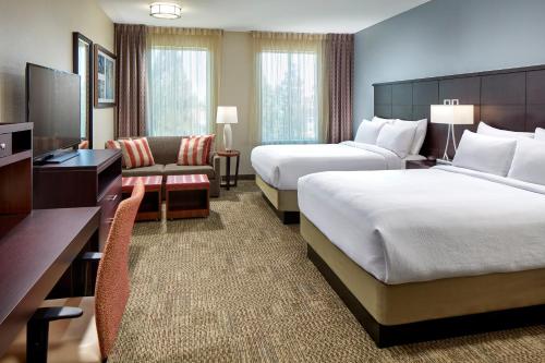 Imagem da galeria de Staybridge Suites Anaheim At The Park, an IHG Hotel em Anaheim