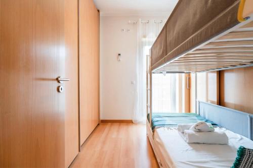 Ein Bett oder Betten in einem Zimmer der Unterkunft OCEANVIEW Luxury Paradise Location Sun and Pool