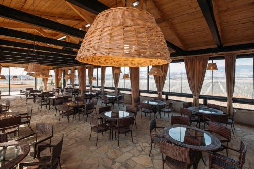 Mtevinoにあるレストランまたは飲食店
