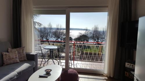 Balkoni atau teres di Apartman Luka