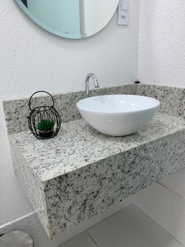 Bilik mandi di Hotel Morada Nobre