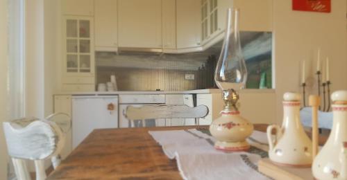 Una cocina o kitchenette en Holiday house VilAna