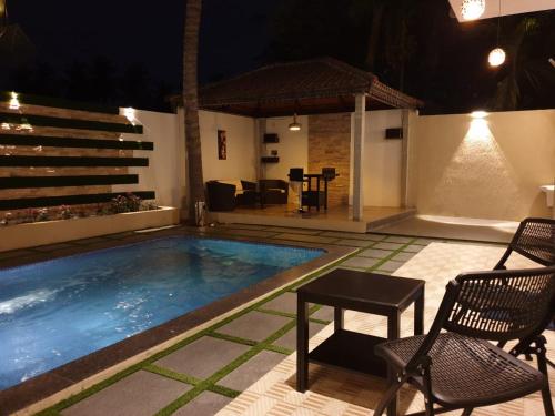 Bazén v ubytování D Wayfarer Inn Resort nebo v jeho okolí