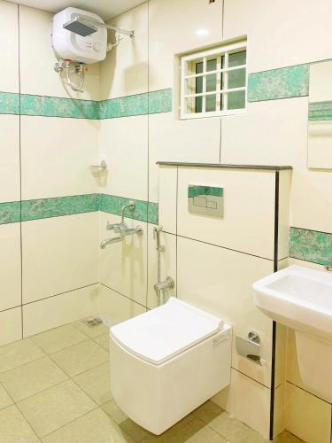 Un baño de Hilux Inn