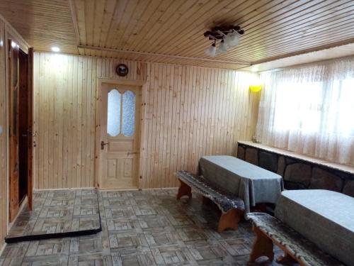 Un lugar para sentarse en микуличин на долоні