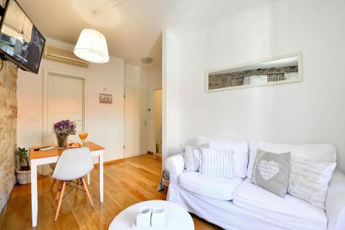 Apartments Toma