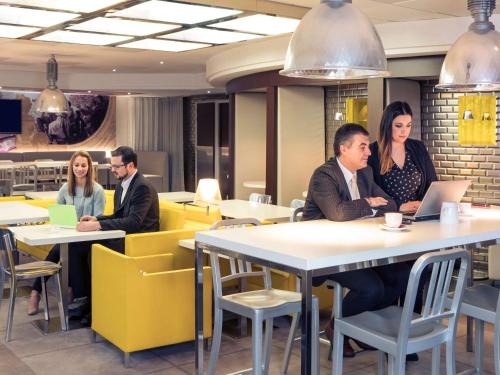 Mercure Paris Massy Gare TGV