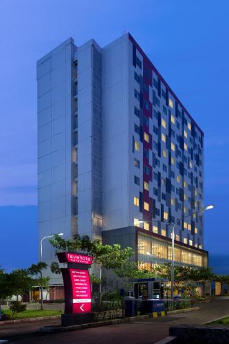 Gallery image of favehotel Karawang in Karawang