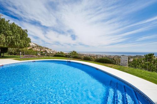 Sea View Penthouse, Pool, Privacy, Benalmadena