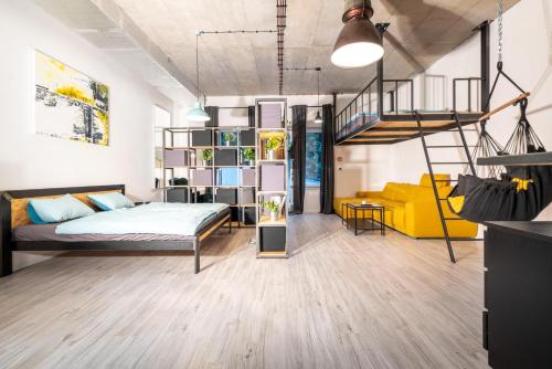 Posteľ alebo postele v izbe v ubytovaní Industrial Apartment ZERO