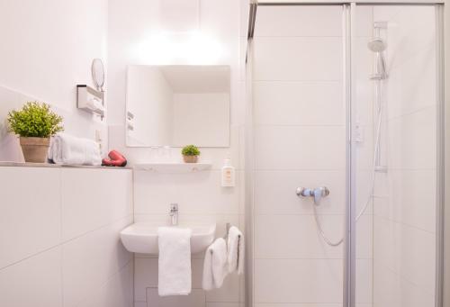 Koupelna v ubytování Hotel Residenz