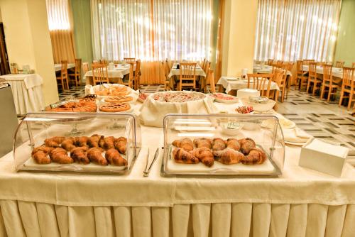 Jídlo v hotelu nebo okolí