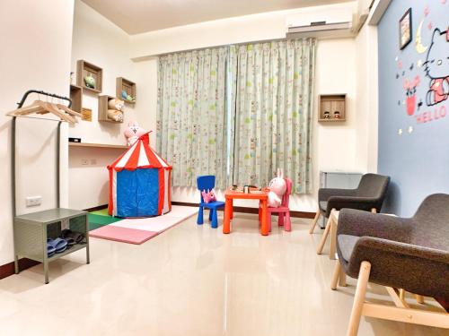Χώρος καθιστικού στο The Sunny Homestay