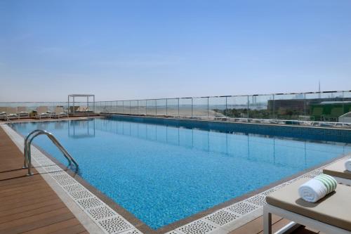 Holiday Inn & Suites - Dubai Festival City by IHG Image