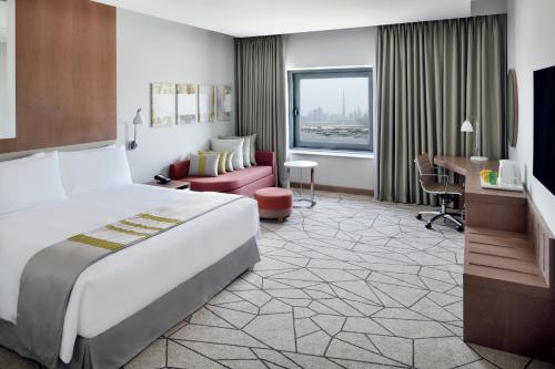 Holiday Inn & Suites - Dubai Festival City by IHG Image