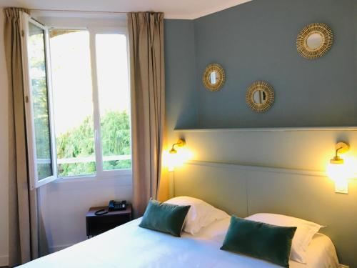 Hotel du Parcにあるベッド