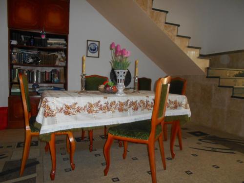 예레반에 위치한 Сolibri에서 갤러리에 업로드한 사진