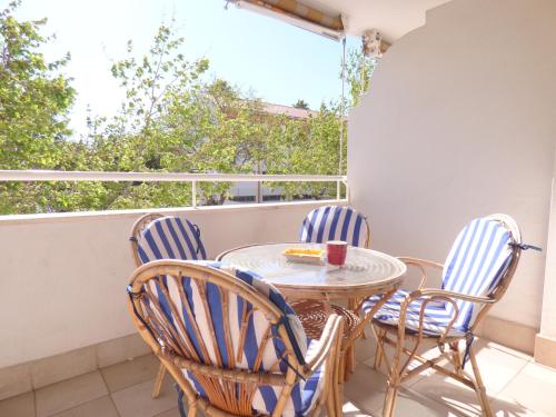 Puerto Azul - EaW Homes
