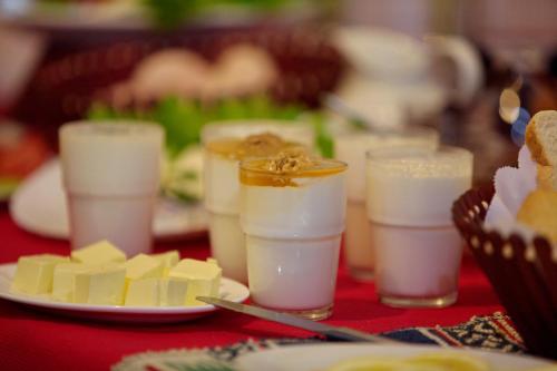 Jídlo v hotelu nebo okolí