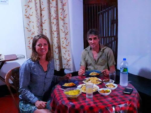 Comida en la casa de huéspedes o alrededores