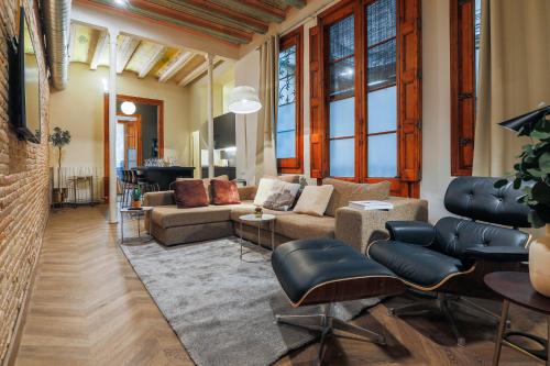 Avinyo 2 Gotic · Spacious Loft in Gothic Quarter!