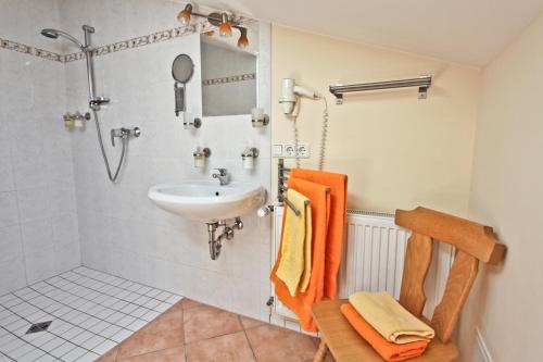 ห้องน้ำของ Ferienwohnung Haus Datz in Berchtesgaden