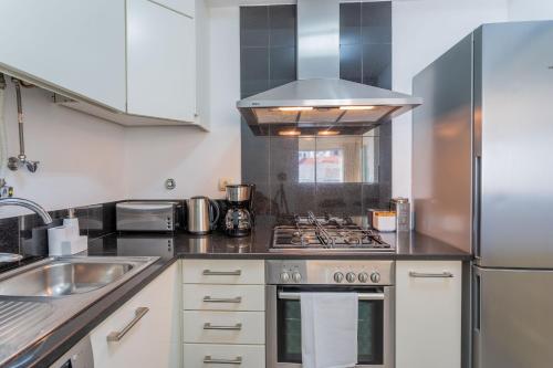 FLH Funchal Balcony Apartment with Sea View