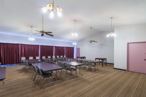 Konferenční prostory v ubytování Motel 6-Stephenville, TX