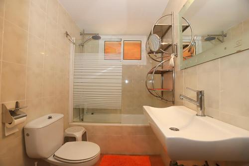 Kúpeľňa v ubytovaní COSTA DAURADA APARTAMENTS - Stival Park Luxe 2