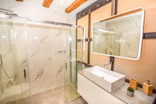 Murofinto Homes