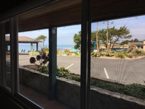 a view of a street from a window at Cambria Shores Inn in Cambria