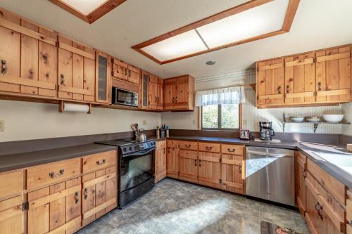 Big Bay Cabin – Photos 4