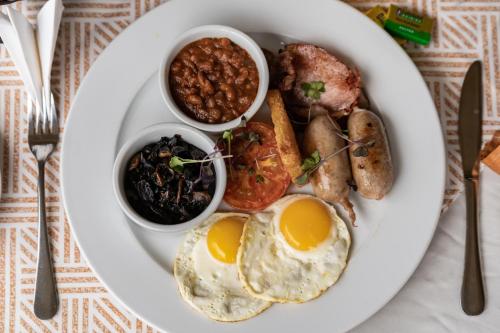 Mad på resortet eller i nærheden