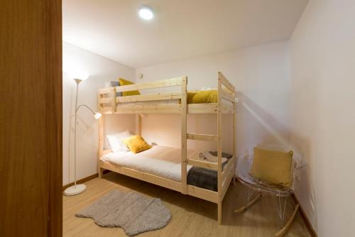 Porto Getaway Duplex - Free Parking by LovelyStay