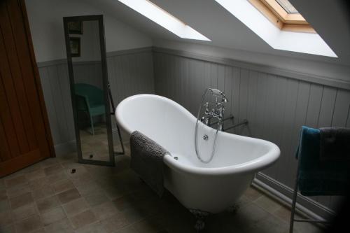 Kylpyhuone majoituspaikassa Crackin View Guest House