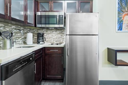 Staybridge Suites - Miami International Airport, an IHG Hotel Image