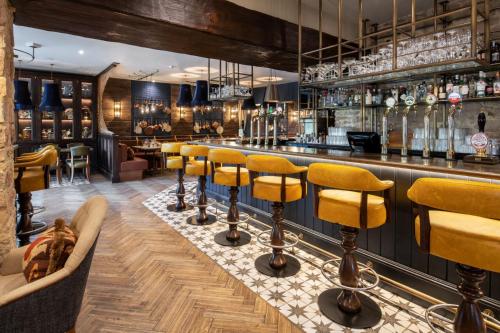 Ο χώρος του lounge ή του μπαρ στο Beadnell Towers Hotel